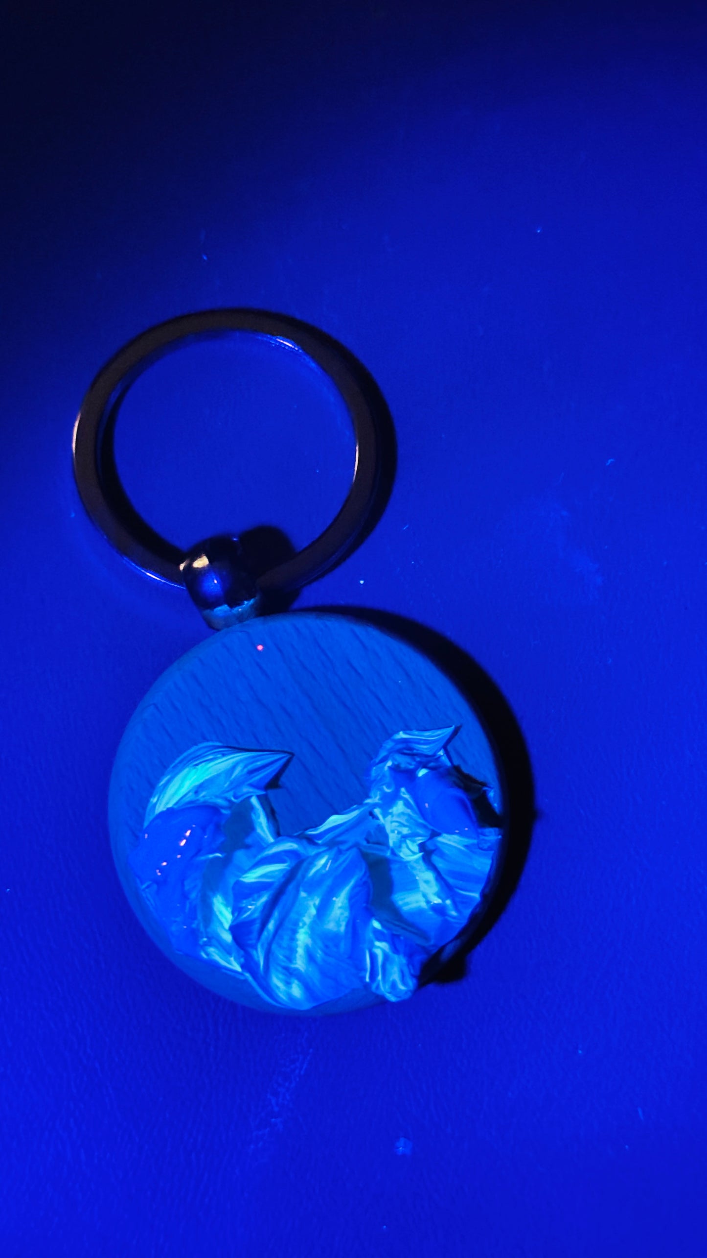 Keychain: Beautiful Wave #13