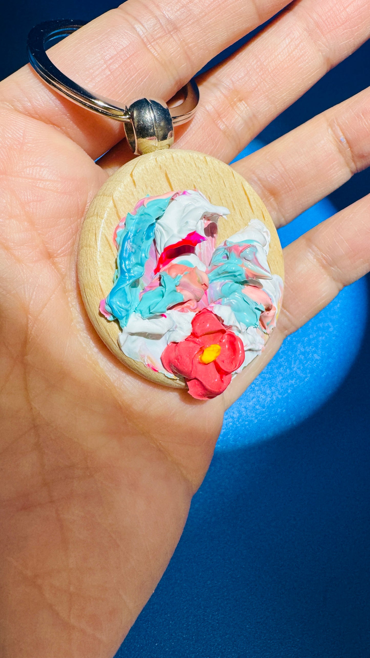 Keychain: Mini Wave #11