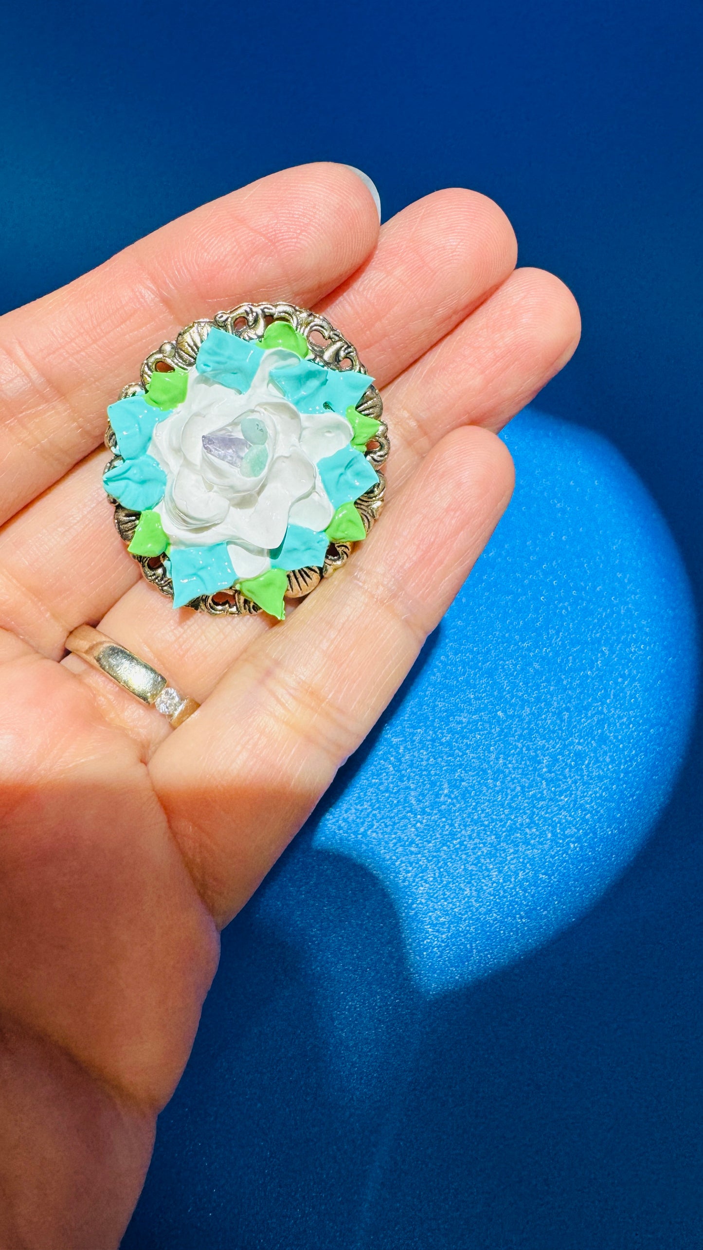 Necklace and Brooch: Blooming #28