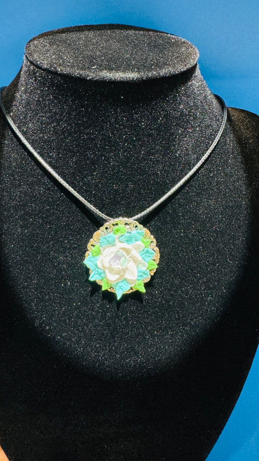 Necklace and Brooch: Blooming #28